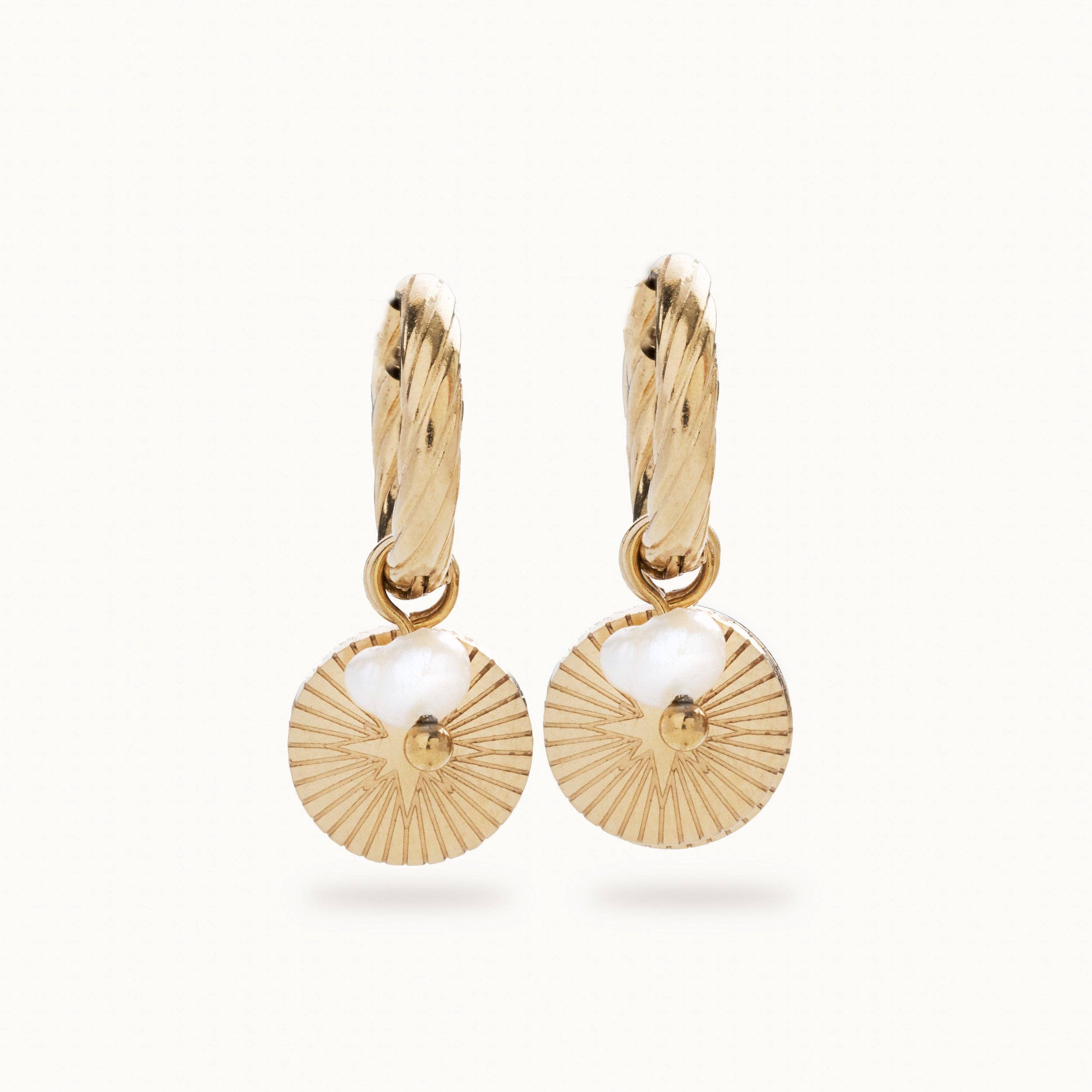 Mini Disk & Pearl Huggies