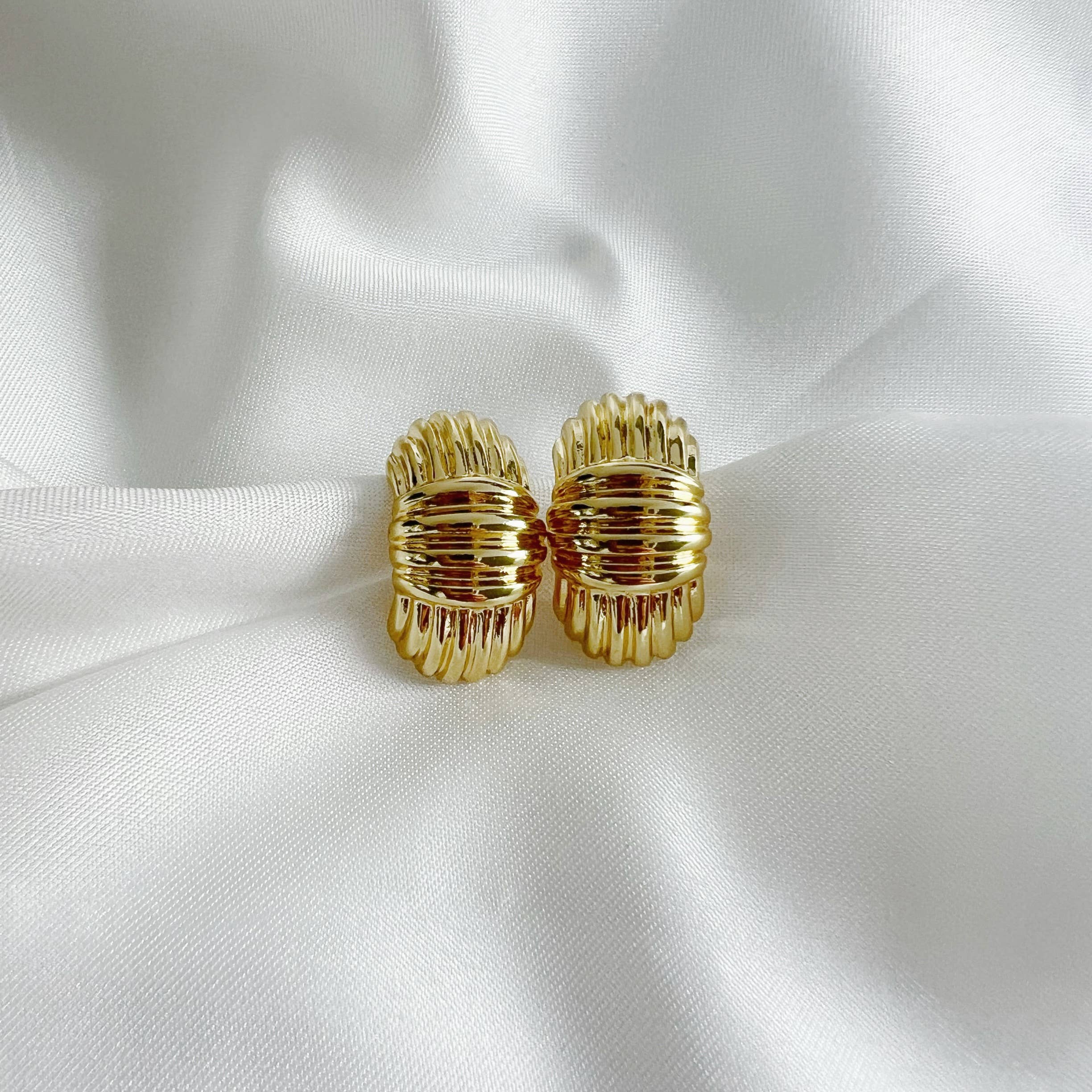 Maddison Textured Hoops Earrings Gold Filled